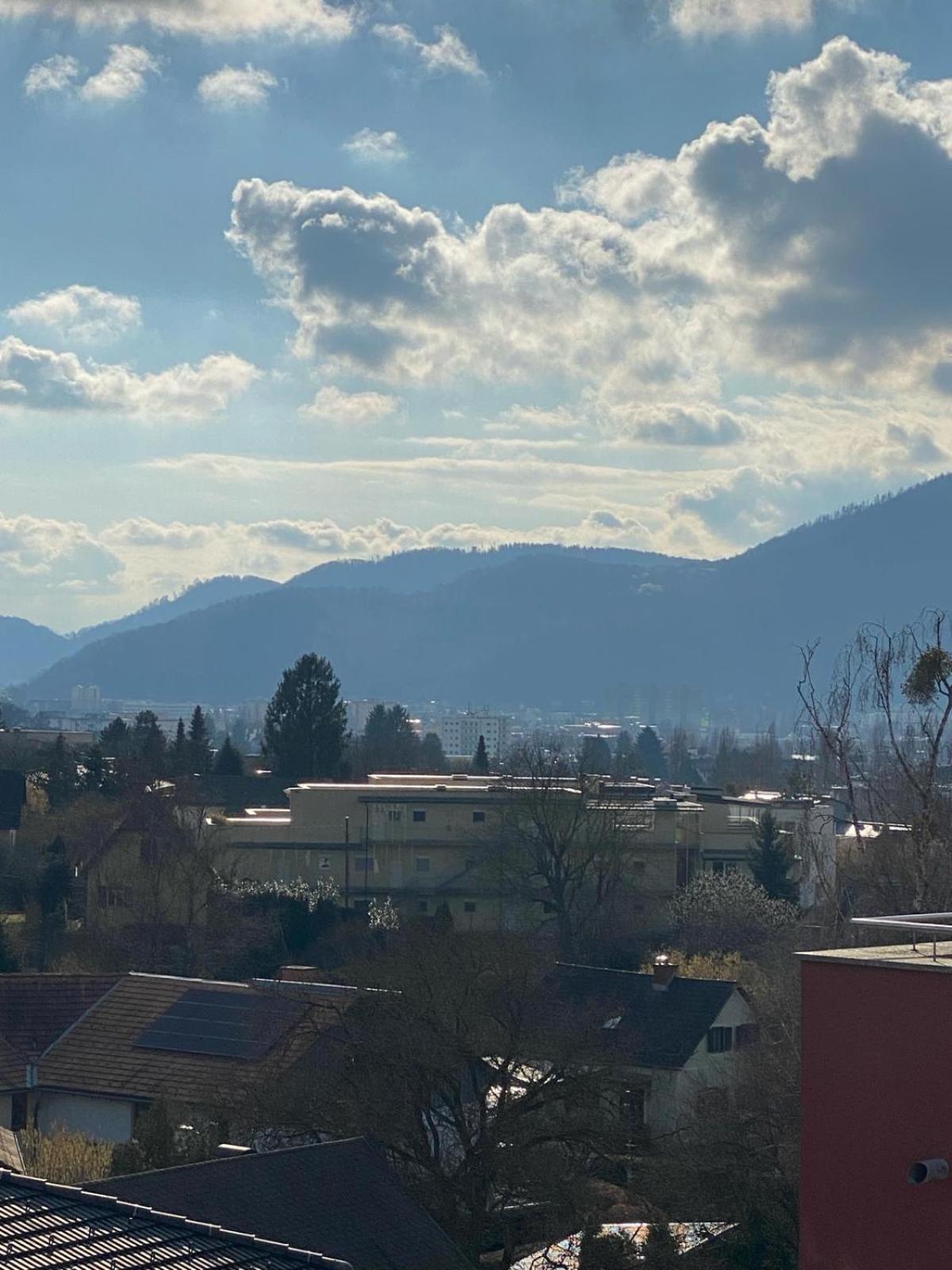Schoenes Apartment Mit Aussicht Ueber グラーツ エクステリア 写真